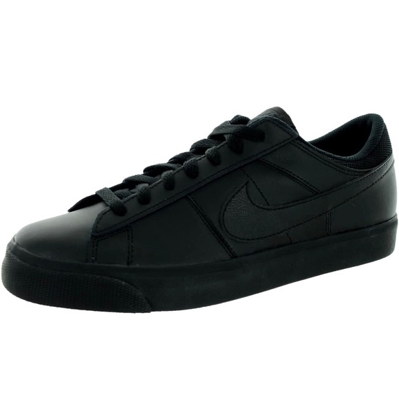 NIKE Match Supreme Black Leather